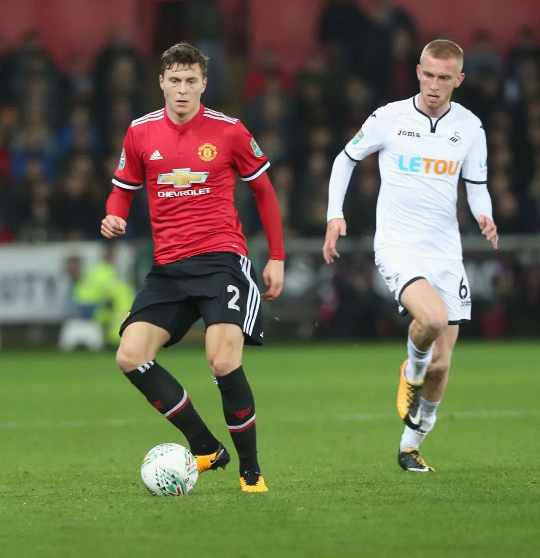 赖耀眼的个 赖耀眼的个